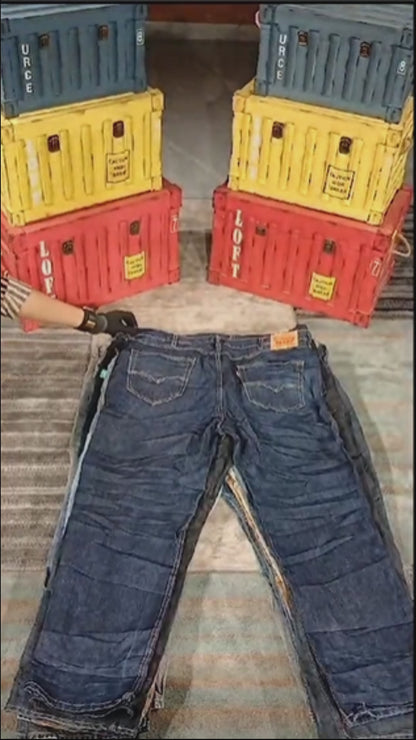 OVERSIZED LEVI'S (ANY NUMBER) JEANS - GRADE A - 50pc